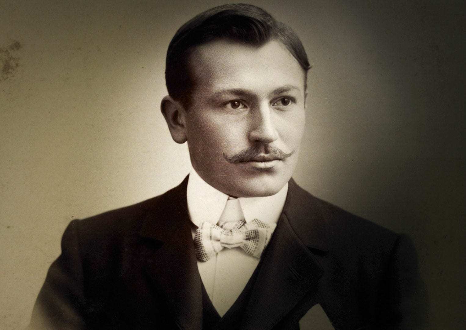 A young Hans Wilsdorf